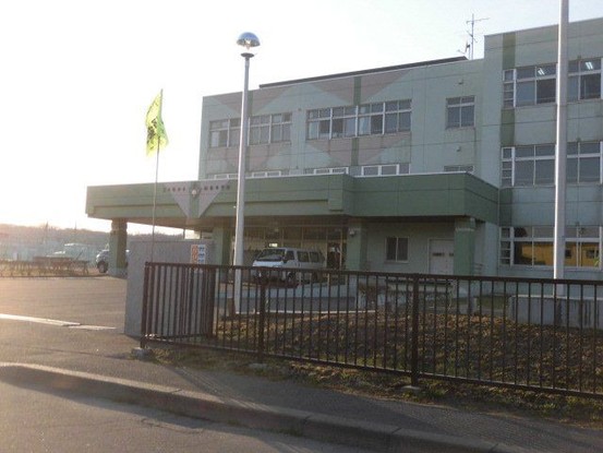 detached 北海道苫小牧市緑町１丁目22番2号 緑町事務所・店舗（向かって左側）