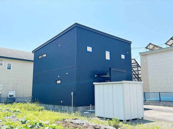 detached 北海道苫小牧市緑町１丁目22番2号 緑町事務所・店舗（向かって左側）