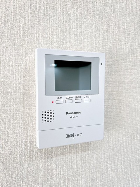 apartment 北海道苫小牧市緑町１丁目22番2号 緑町事務所・店舗（向かって左側）
