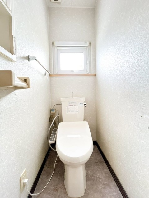 detached 北海道苫小牧市緑町１丁目22番2号 緑町事務所・店舗（向かって左側）