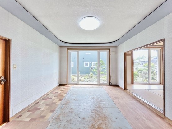 detached 北海道苫小牧市緑町１丁目22番2号 緑町事務所・店舗（向かって左側）