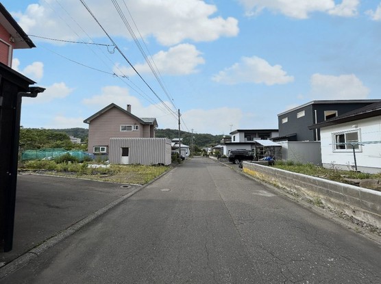 detached 北海道苫小牧市緑町１丁目22番2号 緑町事務所・店舗（向かって左側）