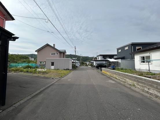 detached 北海道苫小牧市緑町１丁目22番2号 緑町事務所・店舗（向かって左側）