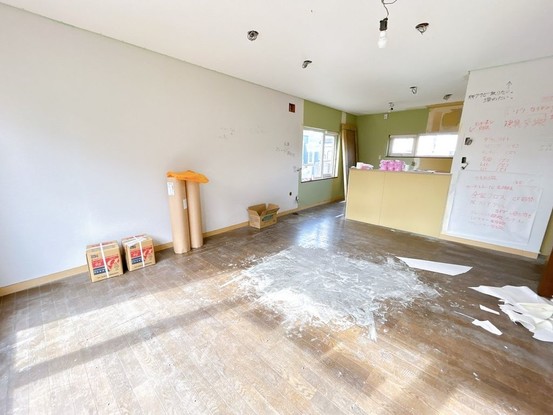 detached 北海道苫小牧市緑町１丁目22番2号 緑町事務所・店舗（向かって左側）