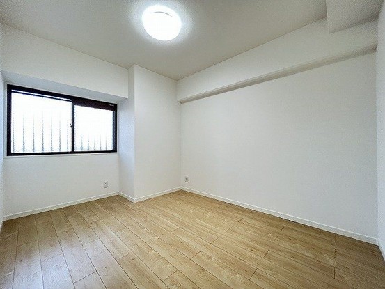 apartment 静岡県磐田市小立野3-1 遊歩道（二美ビル）1階中南