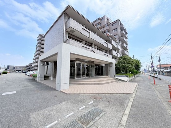 apartment 群馬県前橋市南町１丁目
地図を見る