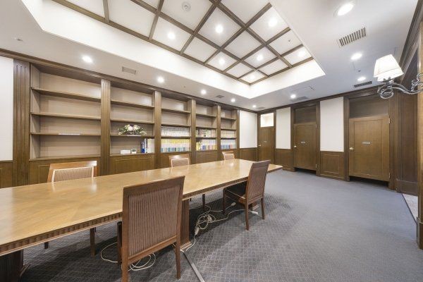apartment 東京都千代田区丸の内２丁目5-1 丸の内二丁目ビル6階