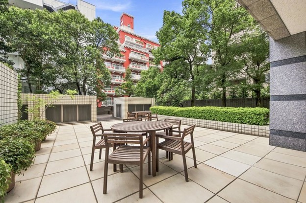apartment 東京都千代田区神田神保町２丁目1番地