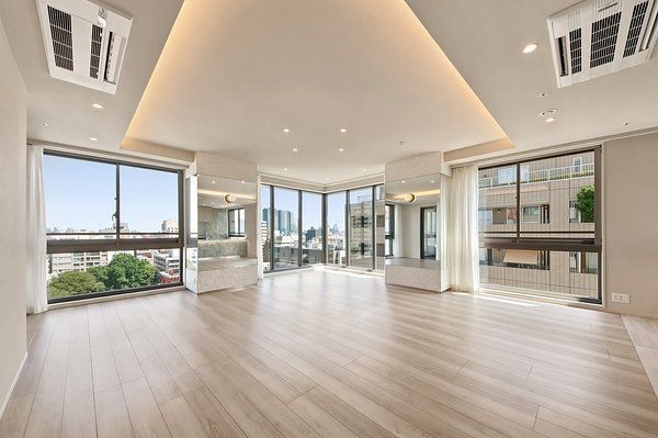 apartment 東京都千代田区神田神保町２丁目1番地