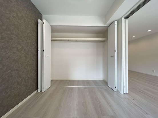 apartment 東京都中央区日本橋２丁目3-4 日本橋プラザビル6階
