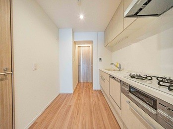 apartment 東京都目黒区中目黒２丁目
地図を見る