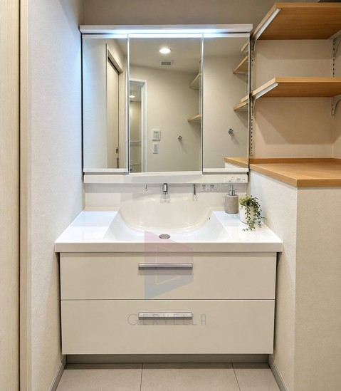 apartment 東京都文京区本郷１丁目33-11 村田ビル4階