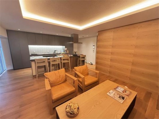 apartment 奈良県奈良市高天町３８番地３ 近鉄高天ビル１階