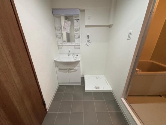 apartment 奈良県奈良市高天町３８番地３ 近鉄高天ビル１階