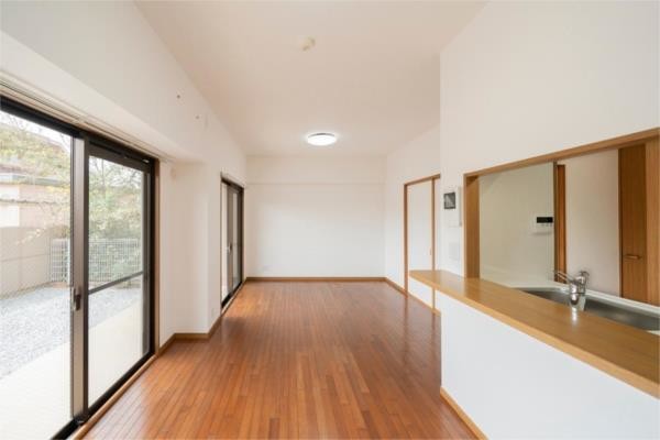 apartment 三重県四日市市諏訪栄町７番３４号 近鉄百貨店２階
