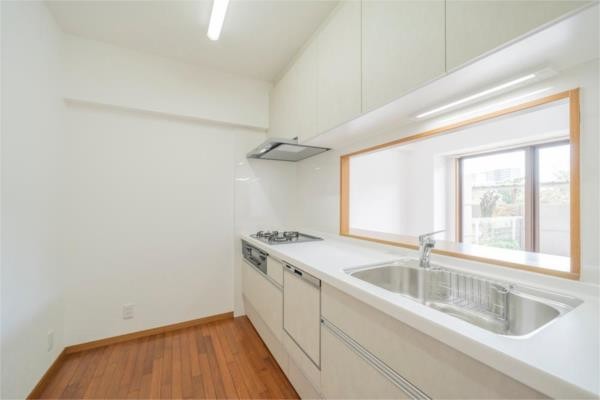 apartment 三重県四日市市諏訪栄町７番３４号 近鉄百貨店２階