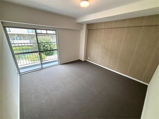 apartment 京都府宇治市広野町西裏１－１６ サンマルシェ大久保１Ｆ