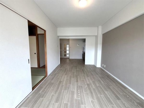apartment 京都府宇治市広野町西裏１－１６ サンマルシェ大久保１Ｆ