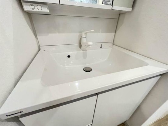 apartment 京都府宇治市広野町西裏１－１６ サンマルシェ大久保１Ｆ