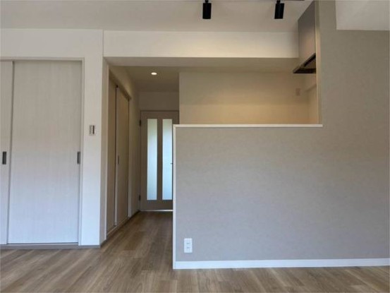 apartment 京都府宇治市広野町西裏１－１６ サンマルシェ大久保１Ｆ