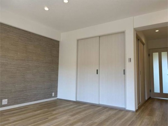 apartment 京都府宇治市広野町西裏１－１６ サンマルシェ大久保１Ｆ