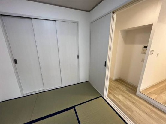 apartment 京都府宇治市広野町西裏１－１６ サンマルシェ大久保１Ｆ