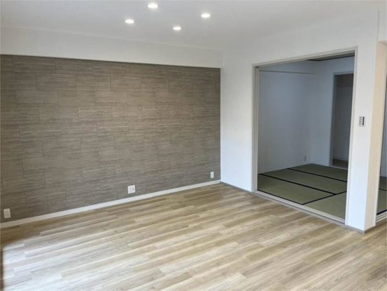 apartment 京都府宇治市広野町西裏１－１６ サンマルシェ大久保１Ｆ