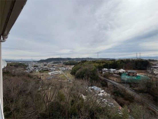 apartment 奈良県生駒市白庭台６丁目１２番１号 ＳＯＬＴＥ白庭台１階