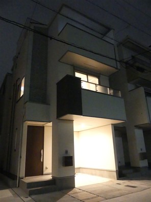 オープンプレイス白鳥の外観