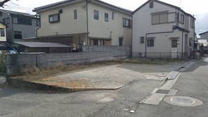 ファミーユ 川西・小戸IIの外観