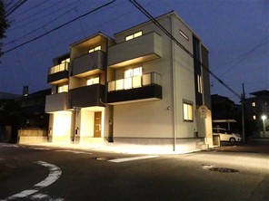 オープンスタイル松月町ストリートの外観