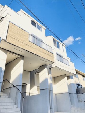 オープンライブス東仲町サンシャインの外観
