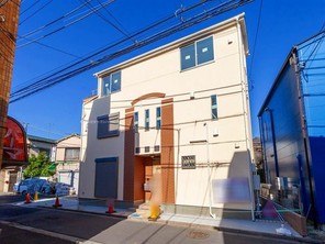 グランパティオ足立区西新井本町3丁目の外観