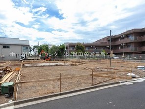 ~狛江市和泉本町3丁目~ 狛江駅徒歩11分 全8棟の外観