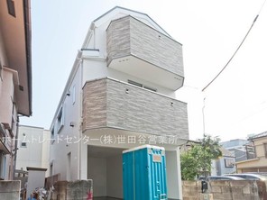 御嶽山駅徒歩3分 ~大田区北嶺町~ 全1棟の外観