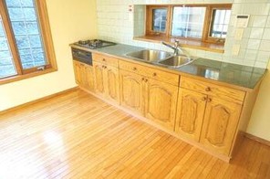 千葉市緑区あすみが丘3丁目 中古 2LDKのキッチン