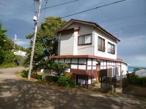 南熱海グリーンヒル 温泉権付き!水平線と伊豆大島を望む売別荘の外観