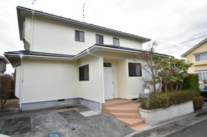 泉区高森七丁目戸建の外観