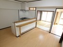ライオンズプラザ宇栄原のリビング