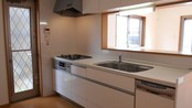 石原田町 中古戸建のキッチン