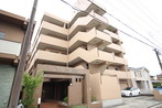 中古マンション サンパーク岩倉の外観