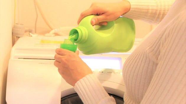 洗濯洗剤 粉末それとも液体 使い方を知っておくと仕上がりに違いが出ます ヨムーノ