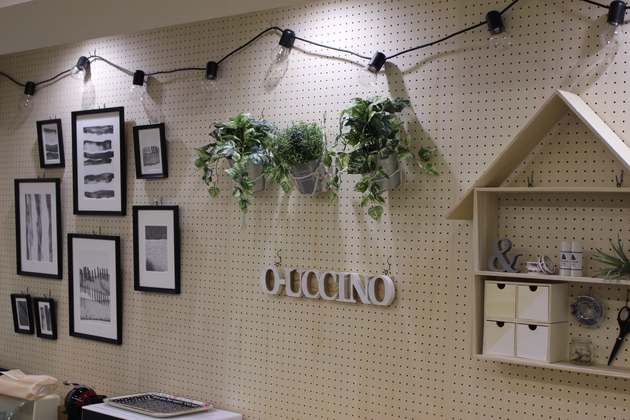 株式会社オウチーノ編 100均 Ikeaでオフィスインテリアを変えてみた ヨムーノ 株式会社オウチーノ編 100均 Ikeaでオフィスインテリアを変えてみた ヨムーノ