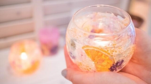 100均で簡単 ゼリーキャンドル が話題 涼インテリアから工作までアイデア5選 ヨムーノ 100均で簡単 ゼリーキャンドル が話題 涼インテリアから工作までアイデア5選 ヨムーノ