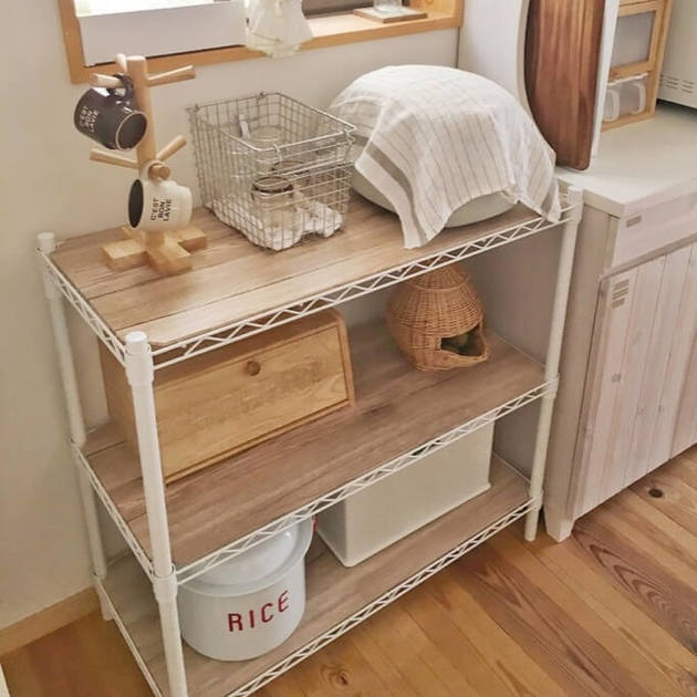 2台目購入 今度はキッチン背面収納にシンデレラフィットしたスチールラック ヨムーノ