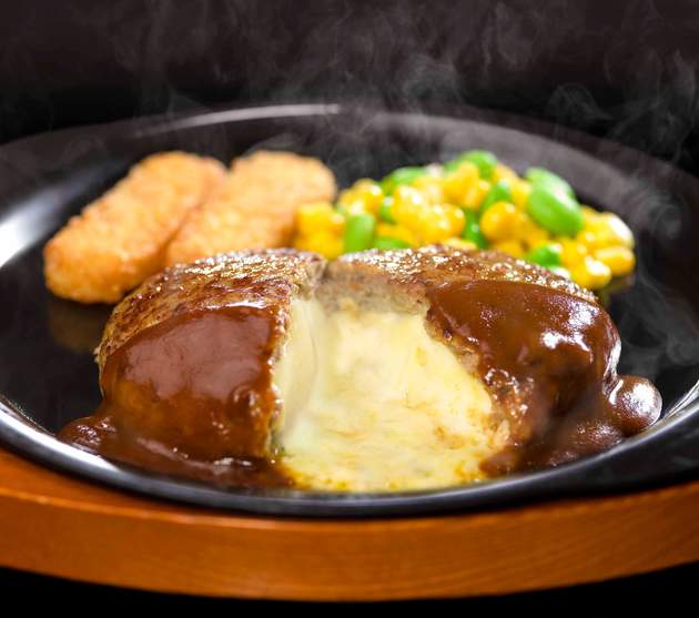 ガストさん太っ腹 399円で人気no 1 チーズinハンバーグ 話題の フォンデュ食べ してみる ヨムーノ