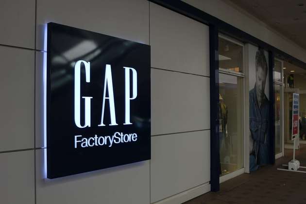 Gapで今買うべき5選 定番ロゴパーカーから最旬コート 秋冬トレンドコーデ決定版 ヨムーノ