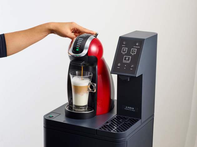 日本初 コーヒーマシンとウォーターサーバーの一体型マシン が登場 狭い家でも憧れおうちカフェ生活 ヨムーノ