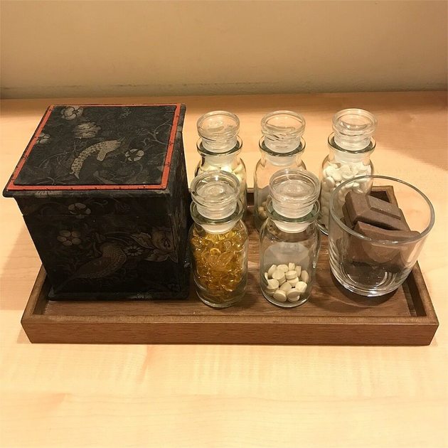 非ミニマリストの置き場に困るモノ収納 スリム 場所とらない を重視 ヨムーノ