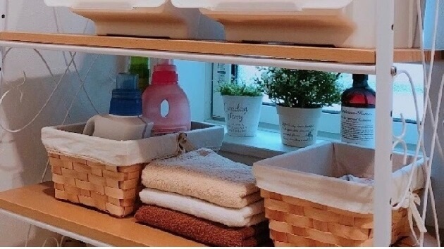ランドリーラックでdiy 洗濯機やチェスト上を収納スペースに ヨムーノ